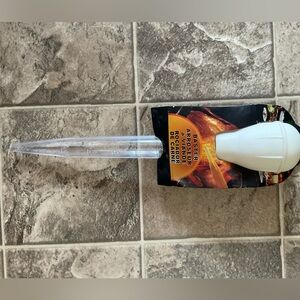 Premium White Baster for Juicy Roasts